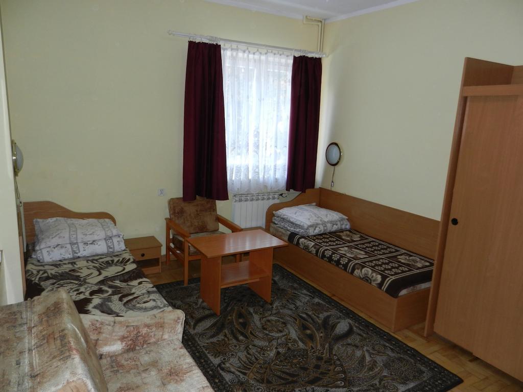 Srodborowianka Apartment Otwock Ruang foto